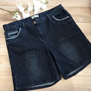High Waisted Mom Denim Shorts - Long - Sz 13